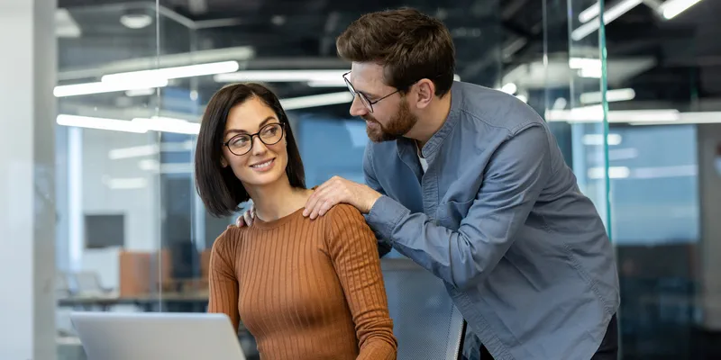 Collegue amoureux signes
