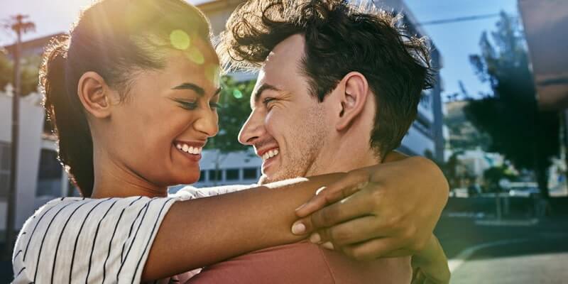 Comment savoir si on plait à un homme