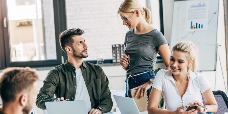 Initiative dans la conversation