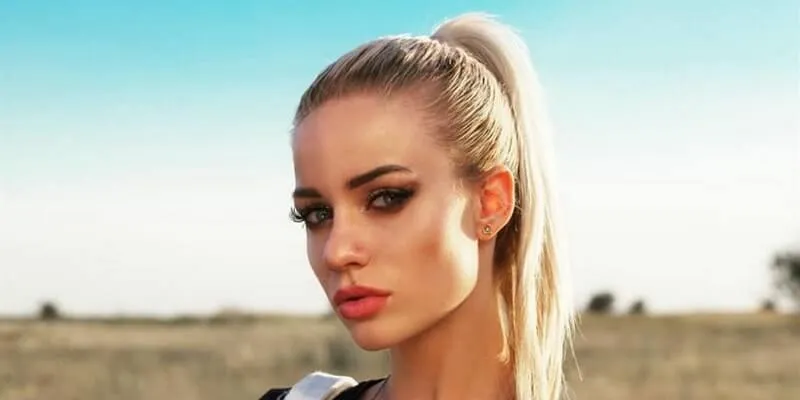 Femmes blondes