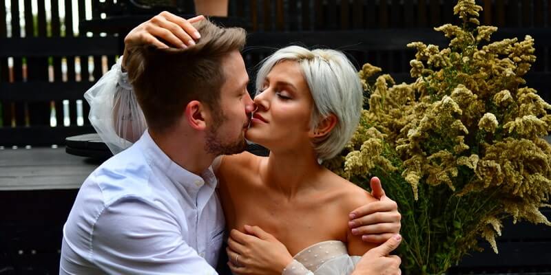 Rencontre de femmes aux cheveux courts