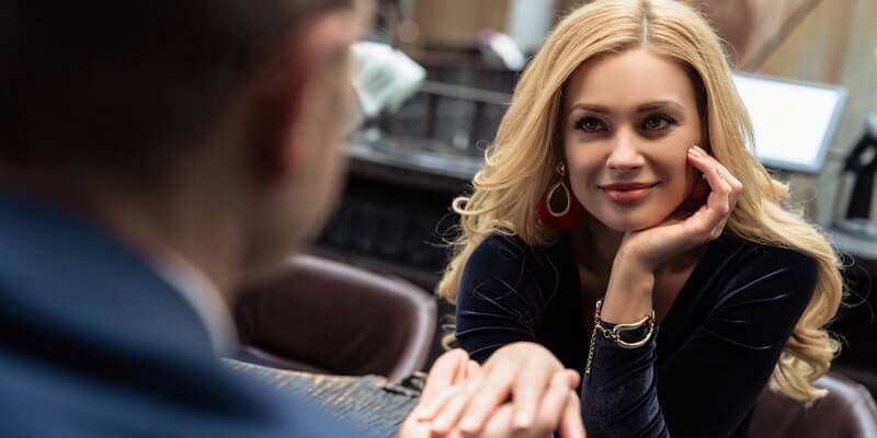 Rencontre de femme aux cheveux longs