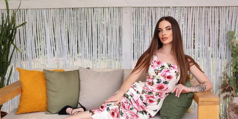 Beautés aux cheveux châtain clair