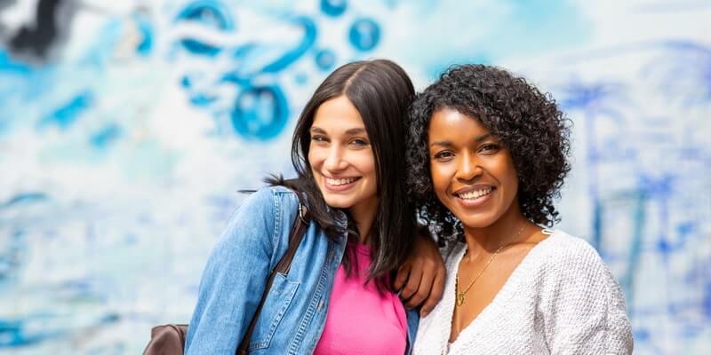 Femmes brésiliennes et les femmes françaises